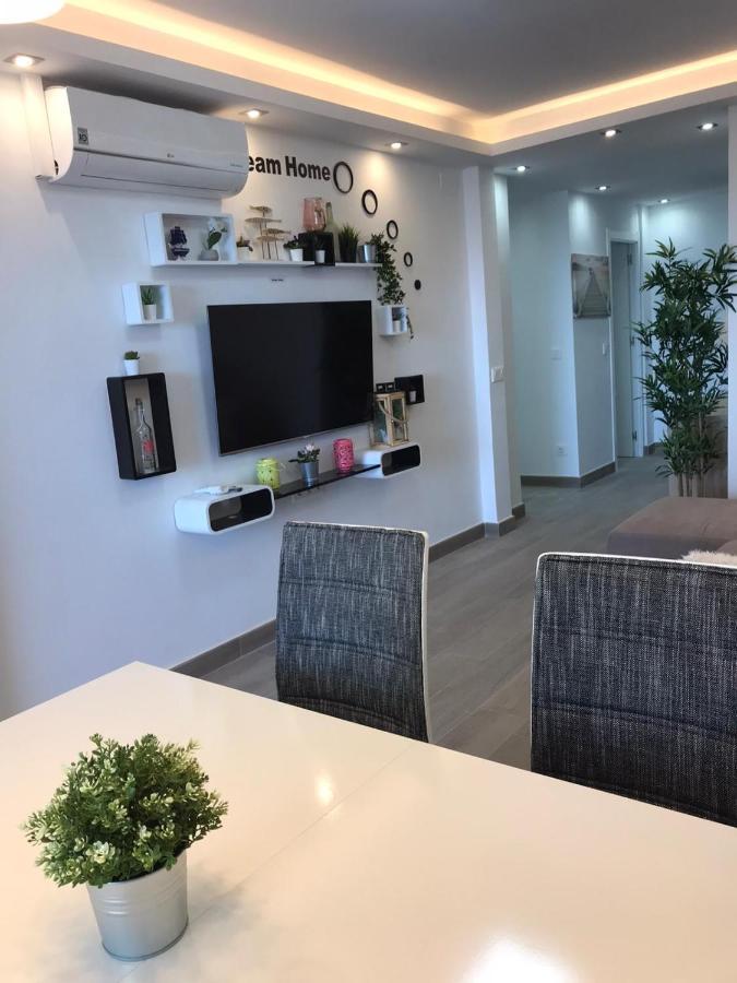 Costa Daurada Apartaments กัมบริลส์ ภายนอก รูปภาพ